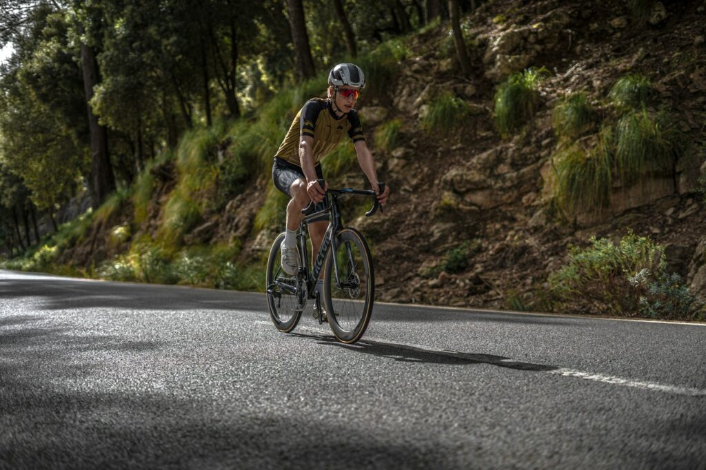 cyclist road 2